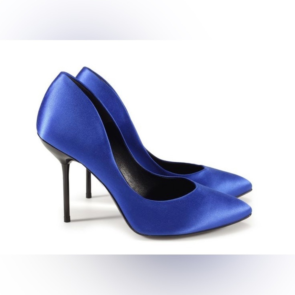 Pedro Garcia Women’s Rosette Satin Pumps in Cobalt Size 6.5